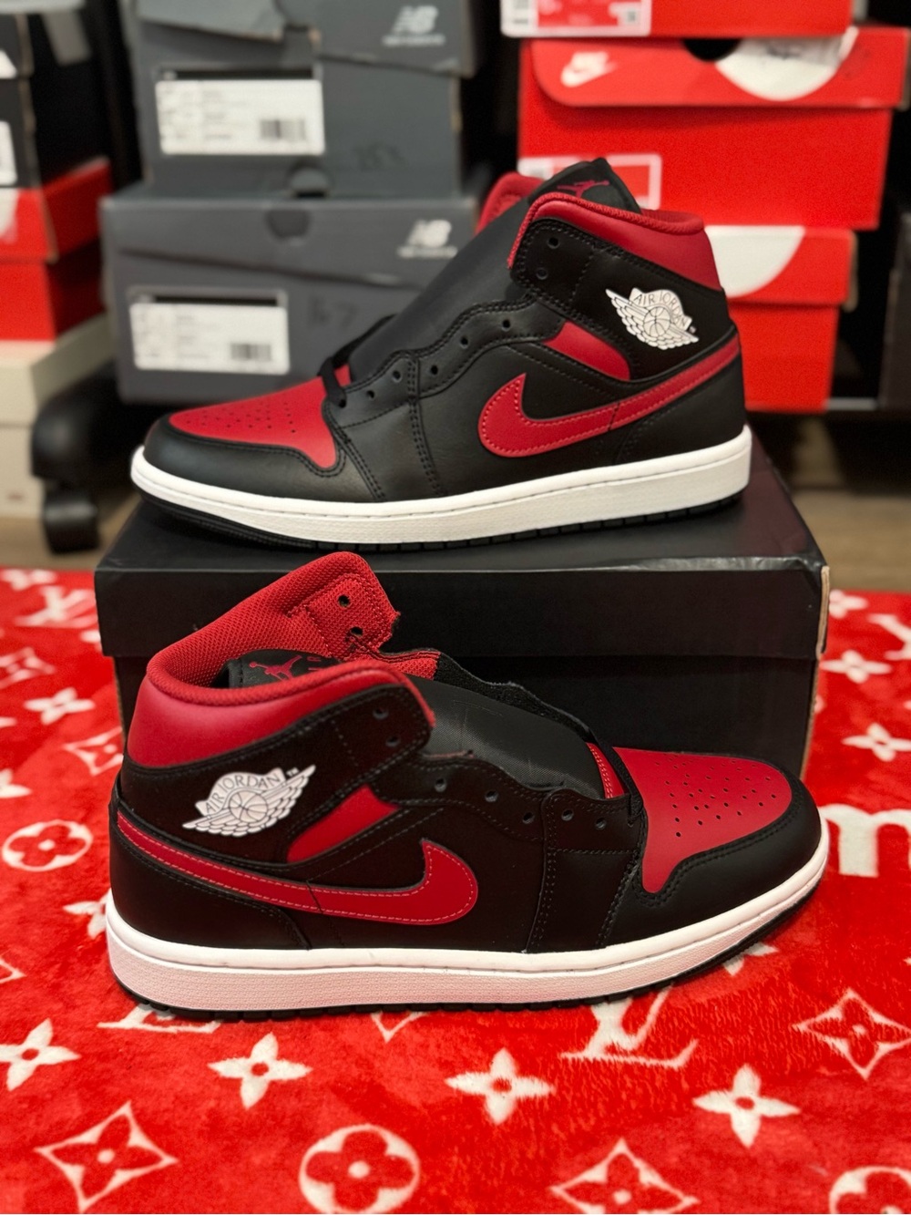 Jordan 1 Mid Bred Twist Men’s Size 9 NEW